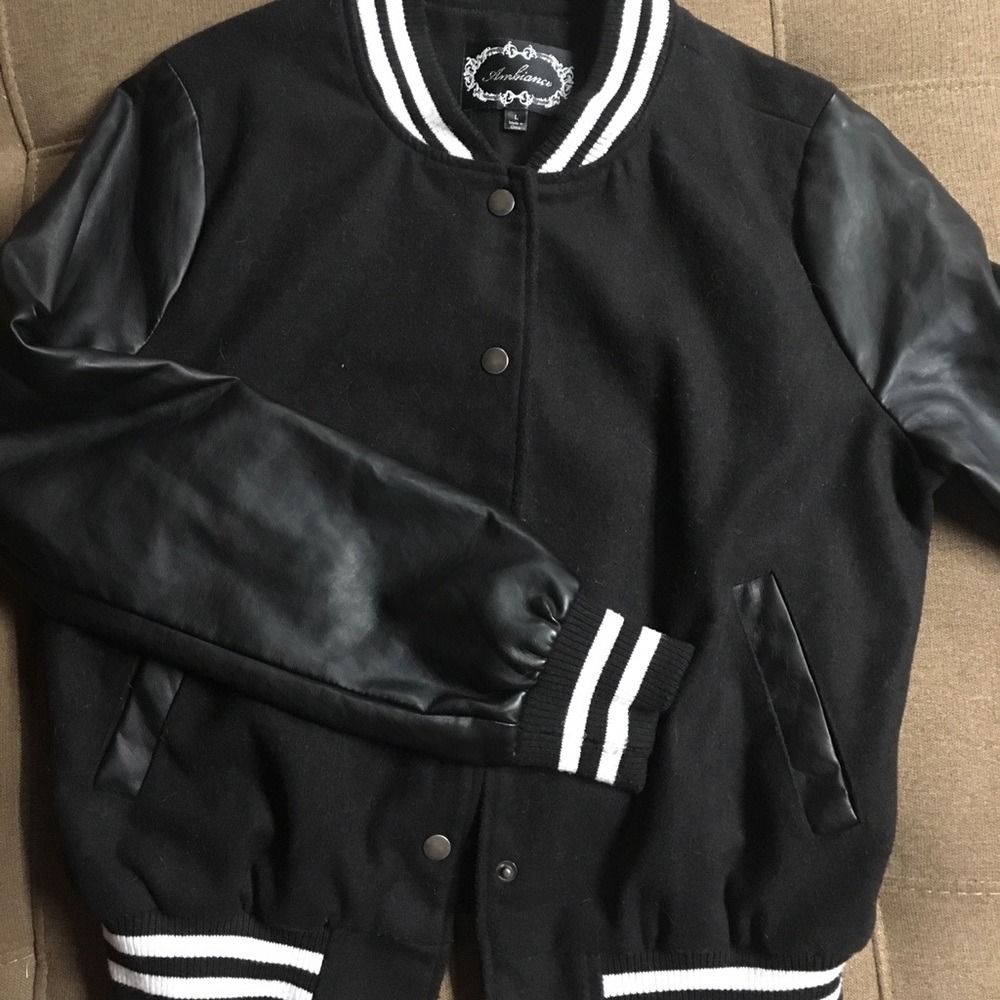 Baseball bomber jacket